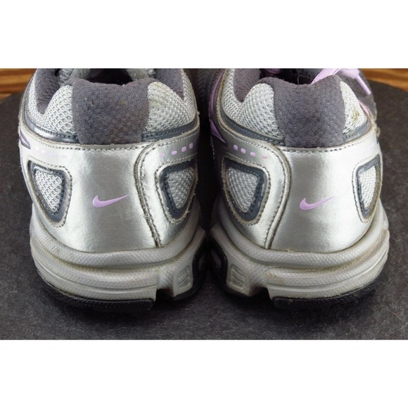 Nike Downshifter 4 Size 10 M Gray Lace Up Running Fabric Women Shoe 472680004 - Picture 5 of 9